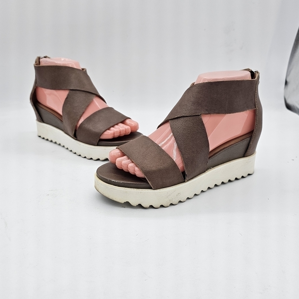 Steven by Steve Madden Womens Keanna Wedge Sandal Strappy Zip Up Brown Size 6.5M - Picture 12 of 12
